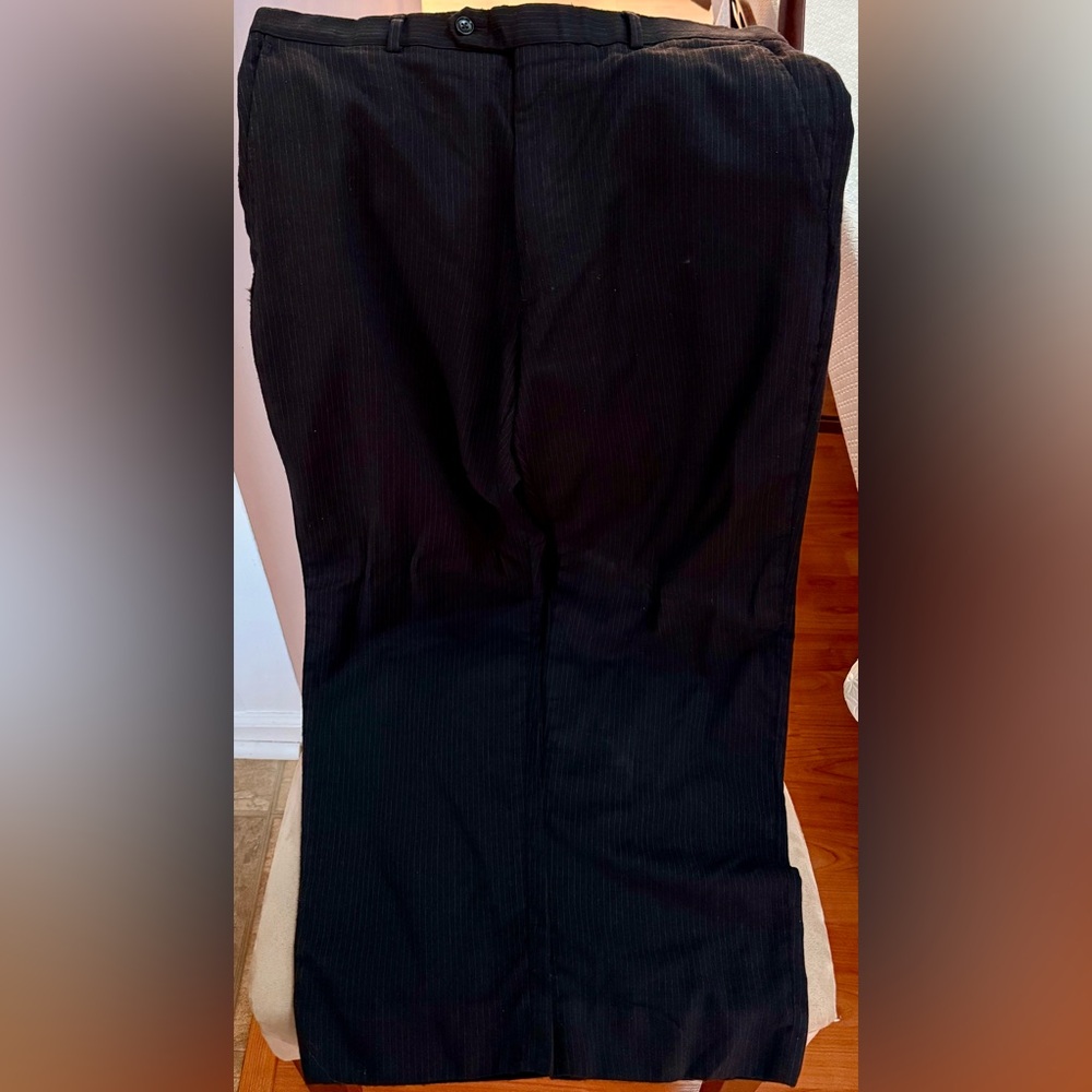 Axcess Men's Black Pinstripe Dress Pants - 36x30